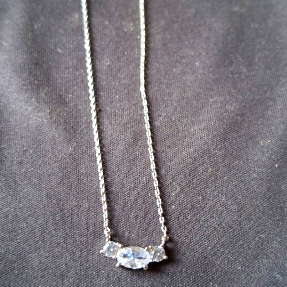 🍁 3 for 28 - Cute Dainty Necklace NWT